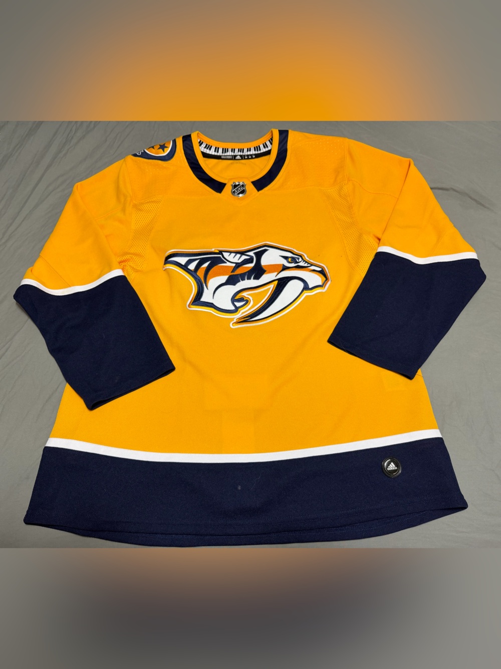 Adidas NHL Nashville Predators Authentic Hockey Jersey Mens 50 Fight Strap $190